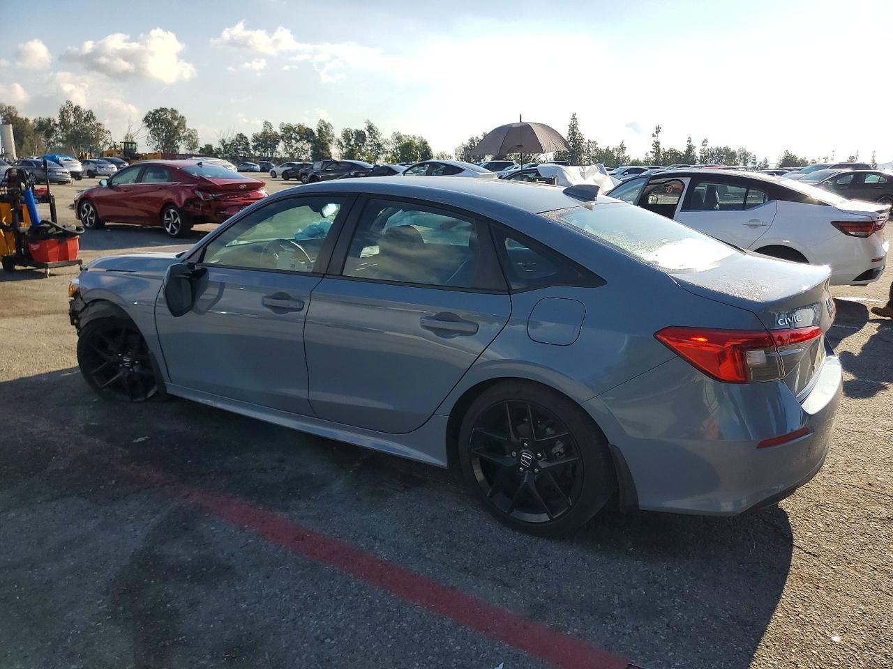 2022 Honda Civic Sport - Фото 2