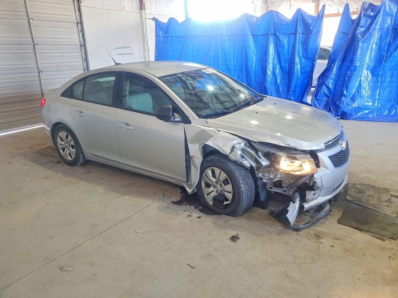 2013 Chevrolet Cruze Ls - Фото 4
