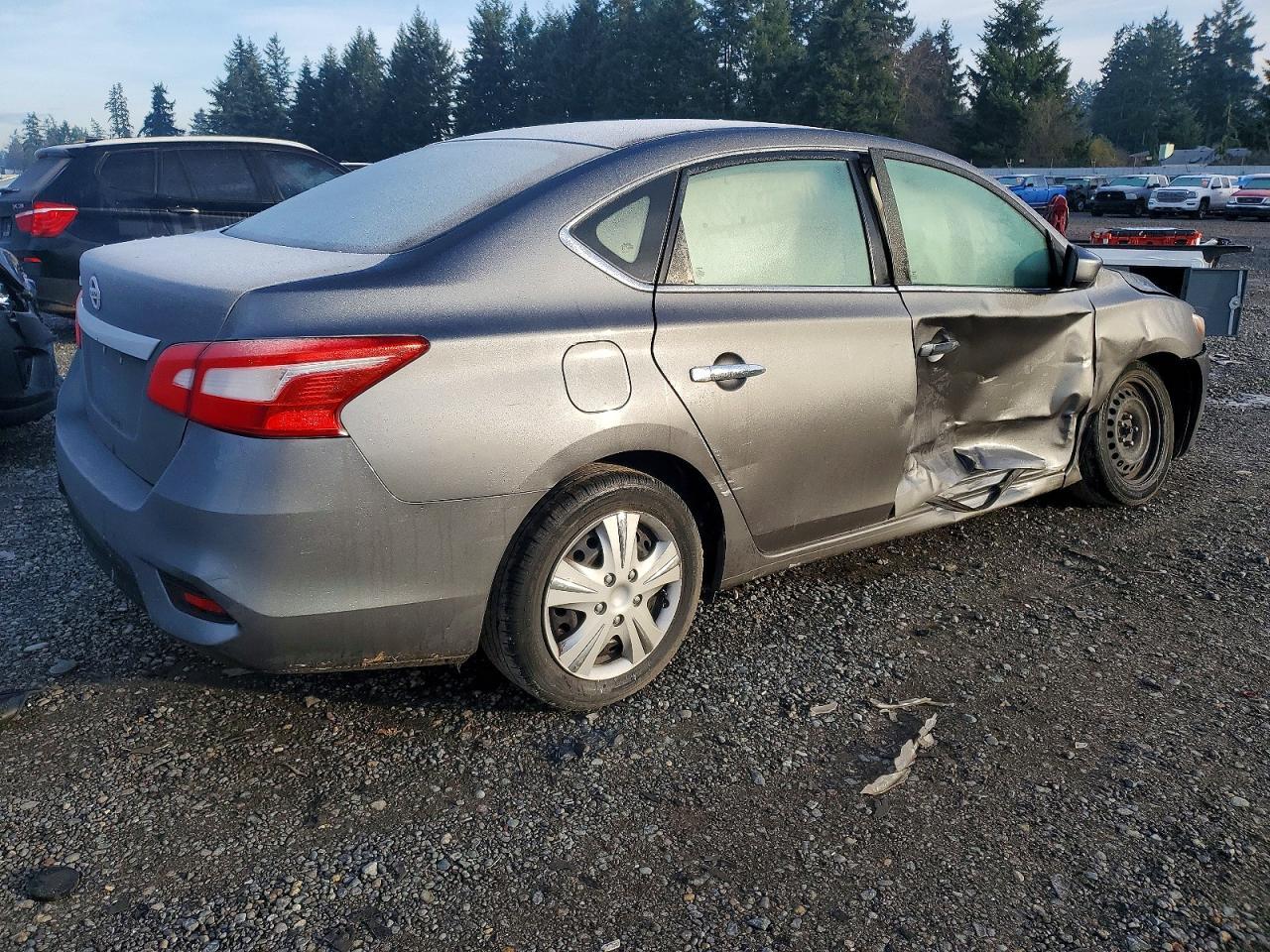 2016 Nissan Sentra - Фото 3