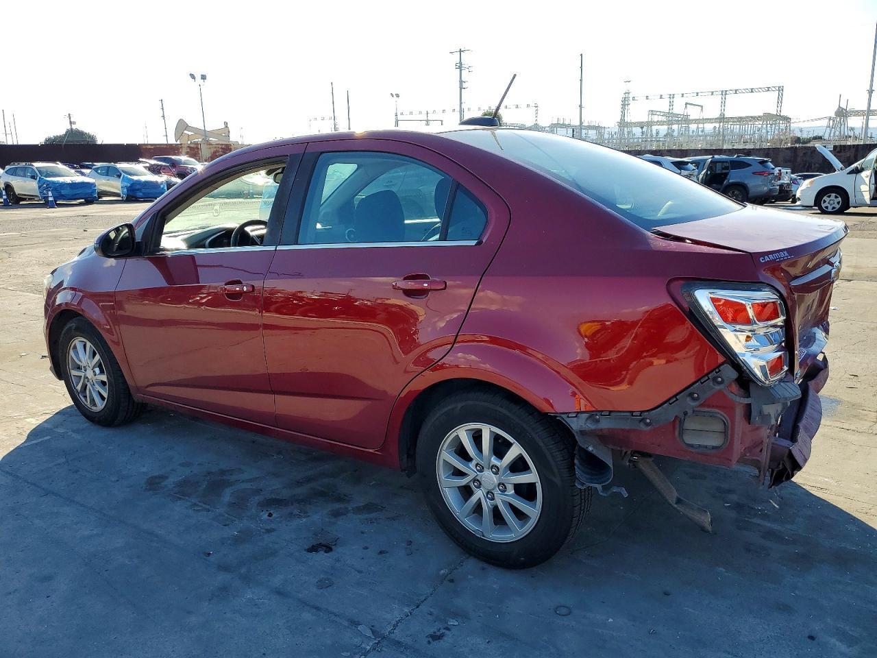 2018 Chevrolet Sonic Lt - Image 2