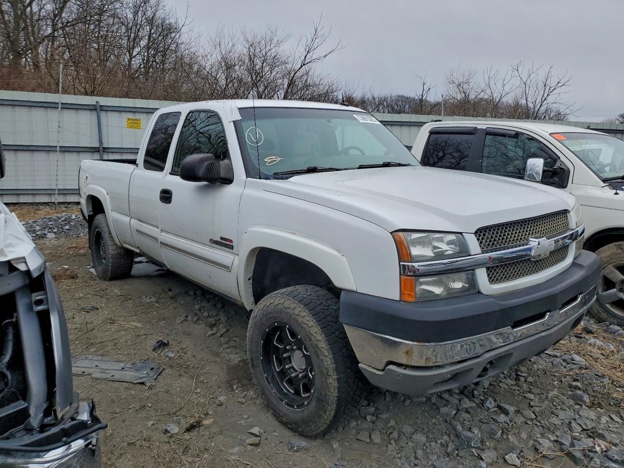 2003 Chevrolet Silverado K2500 Heavy Duty - Фото 4