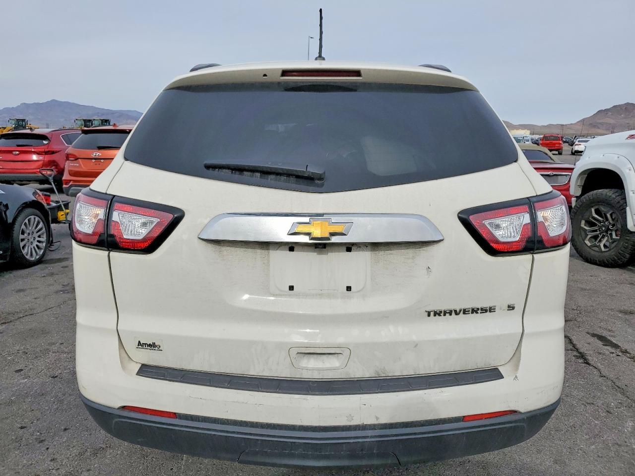 2014 Chevrolet Traverse Ls - Image 6