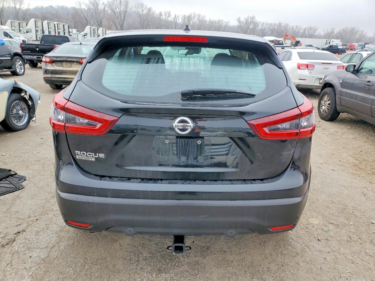 2020 Nissan Rogue Sport S - Image 6