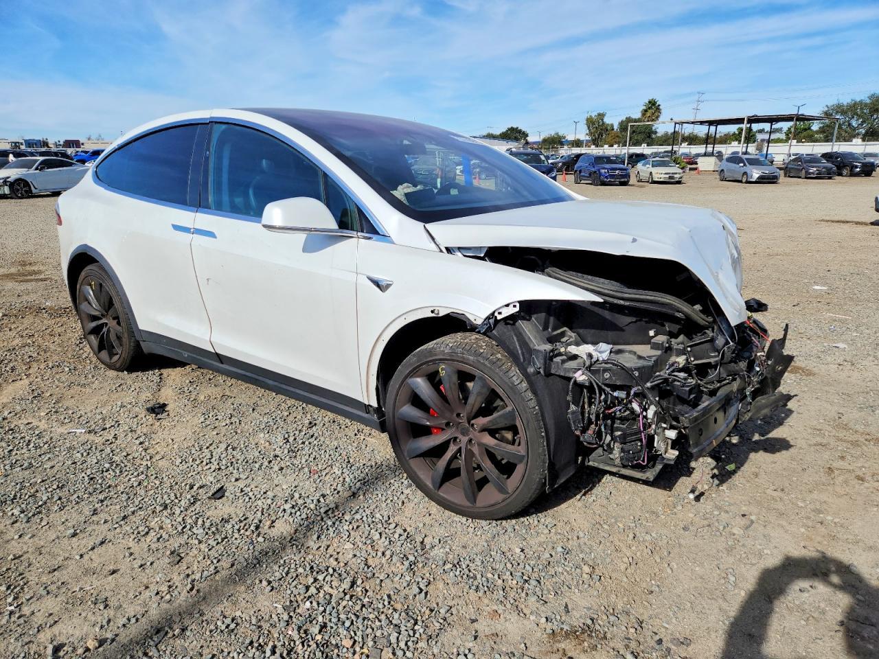2019 Tesla Model X - Фото 4