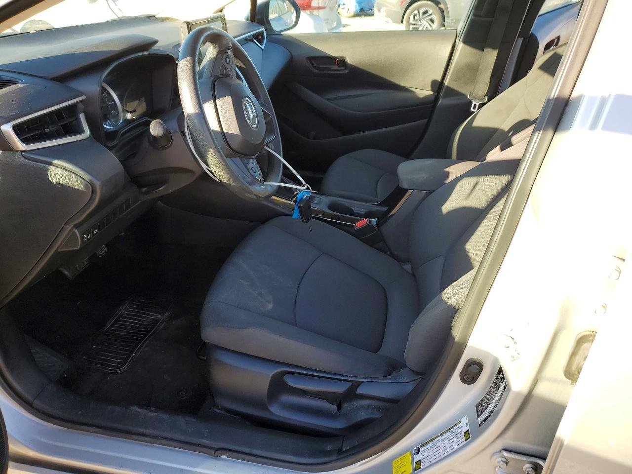 2022 Toyota Corolla Le - Image 7