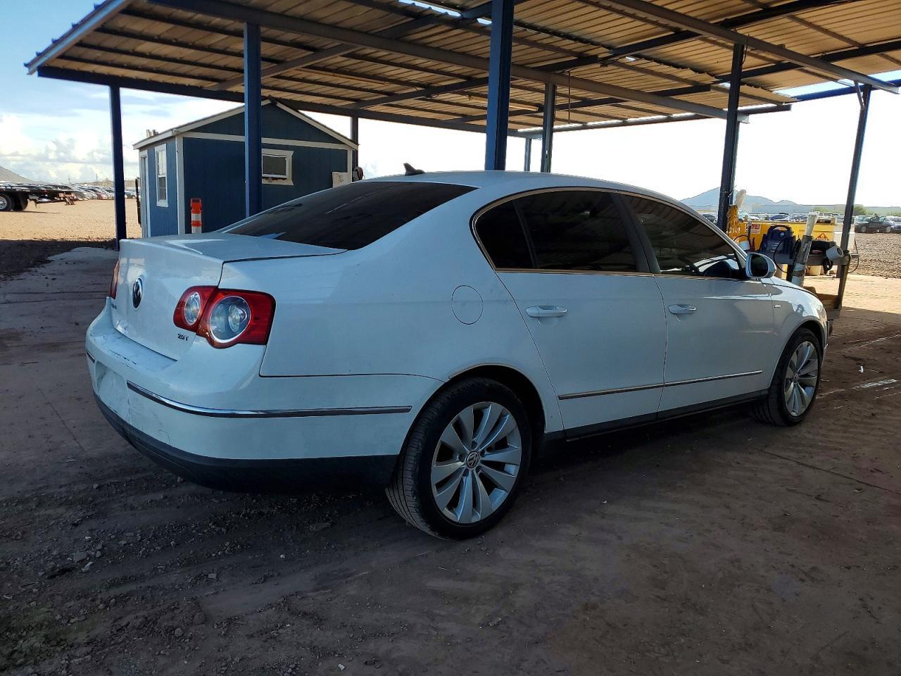 2007 Volkswagen Passat 2.0T - Фото 3