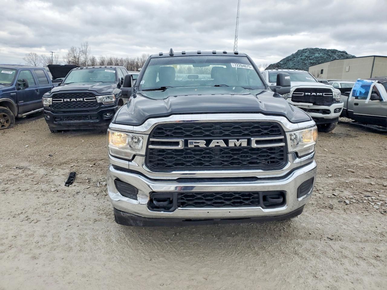 2024 Ram 3500 Tradesman - Фото 5