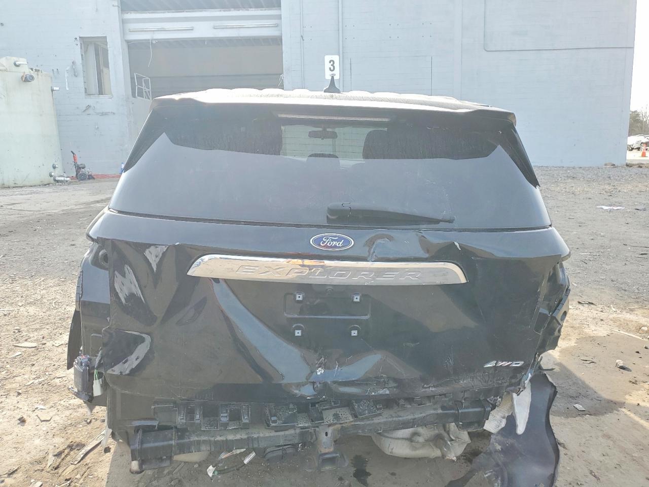 2021 Ford Explorer - Фото 6