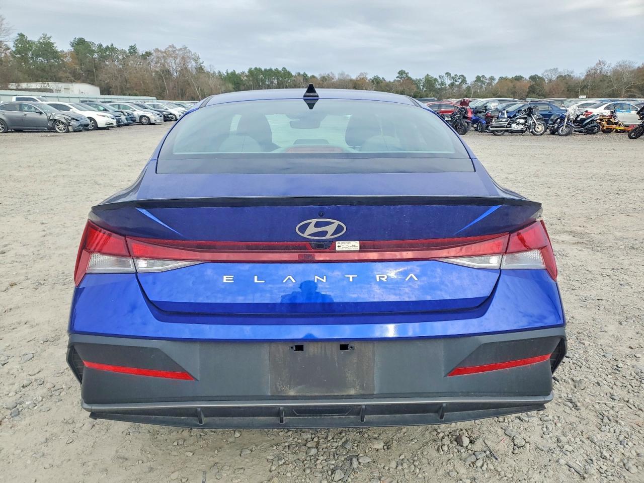 2025 Hyundai Elantra Sel Sport - Фото 6