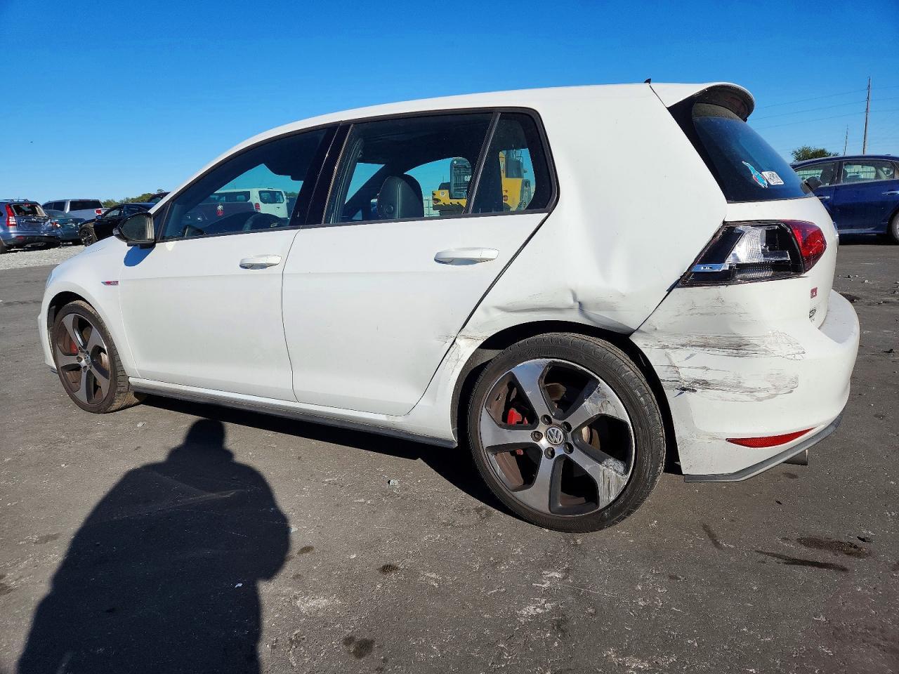 2016 Volkswagen Gti S/Se - Фото 2