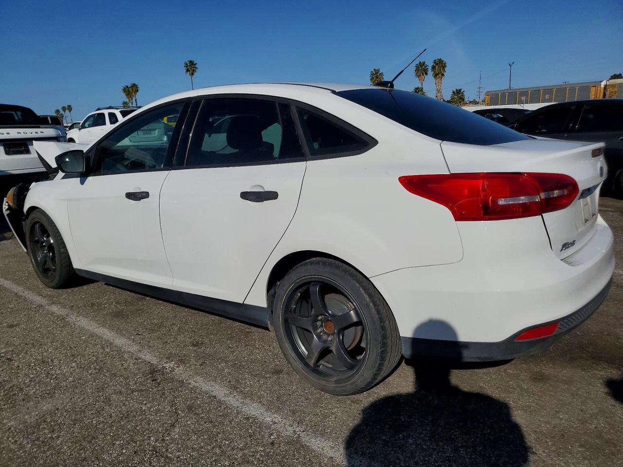 2017 Ford Focus S - Image 2