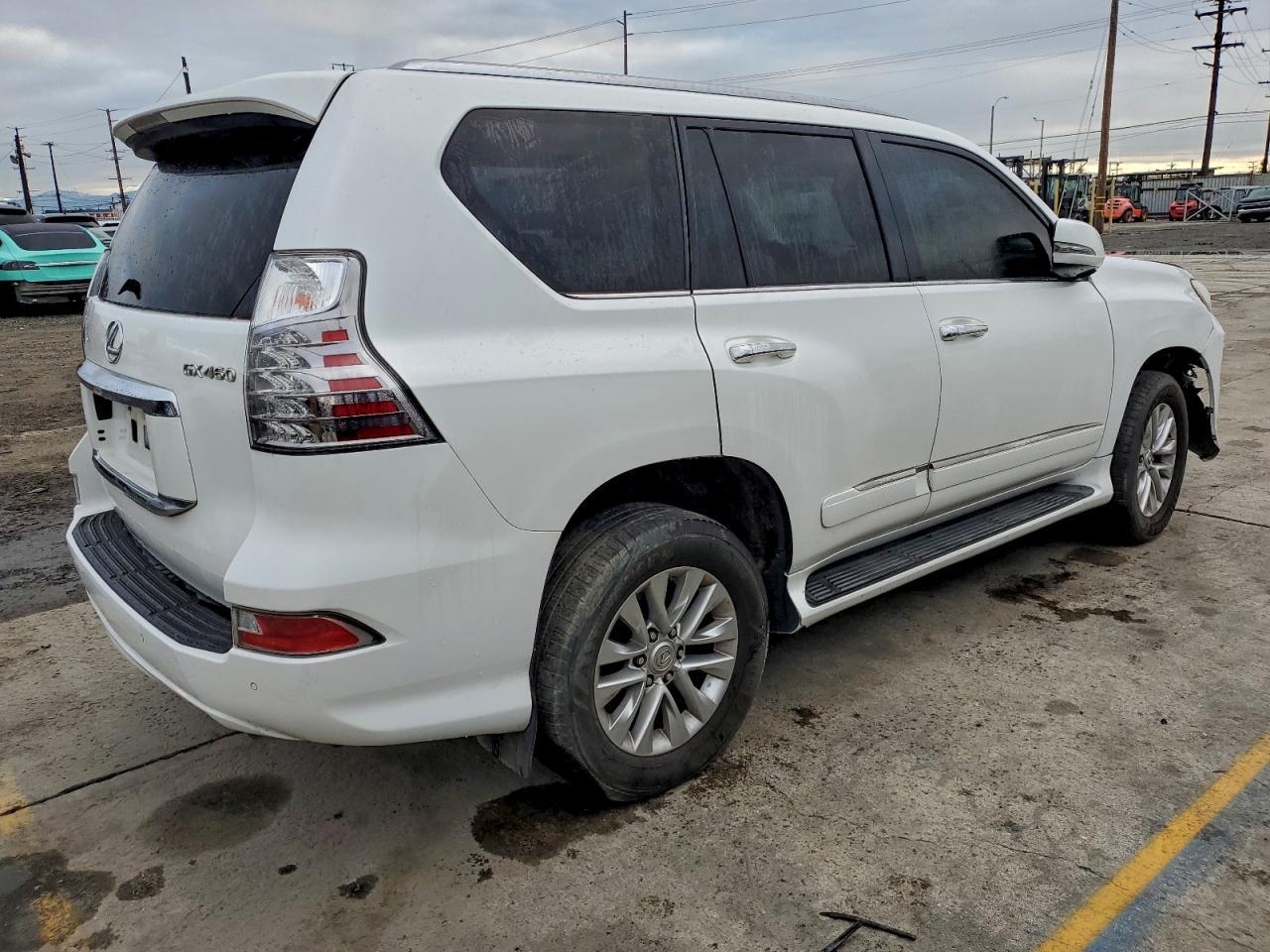 2014 Lexus Gx 460 - Image 3