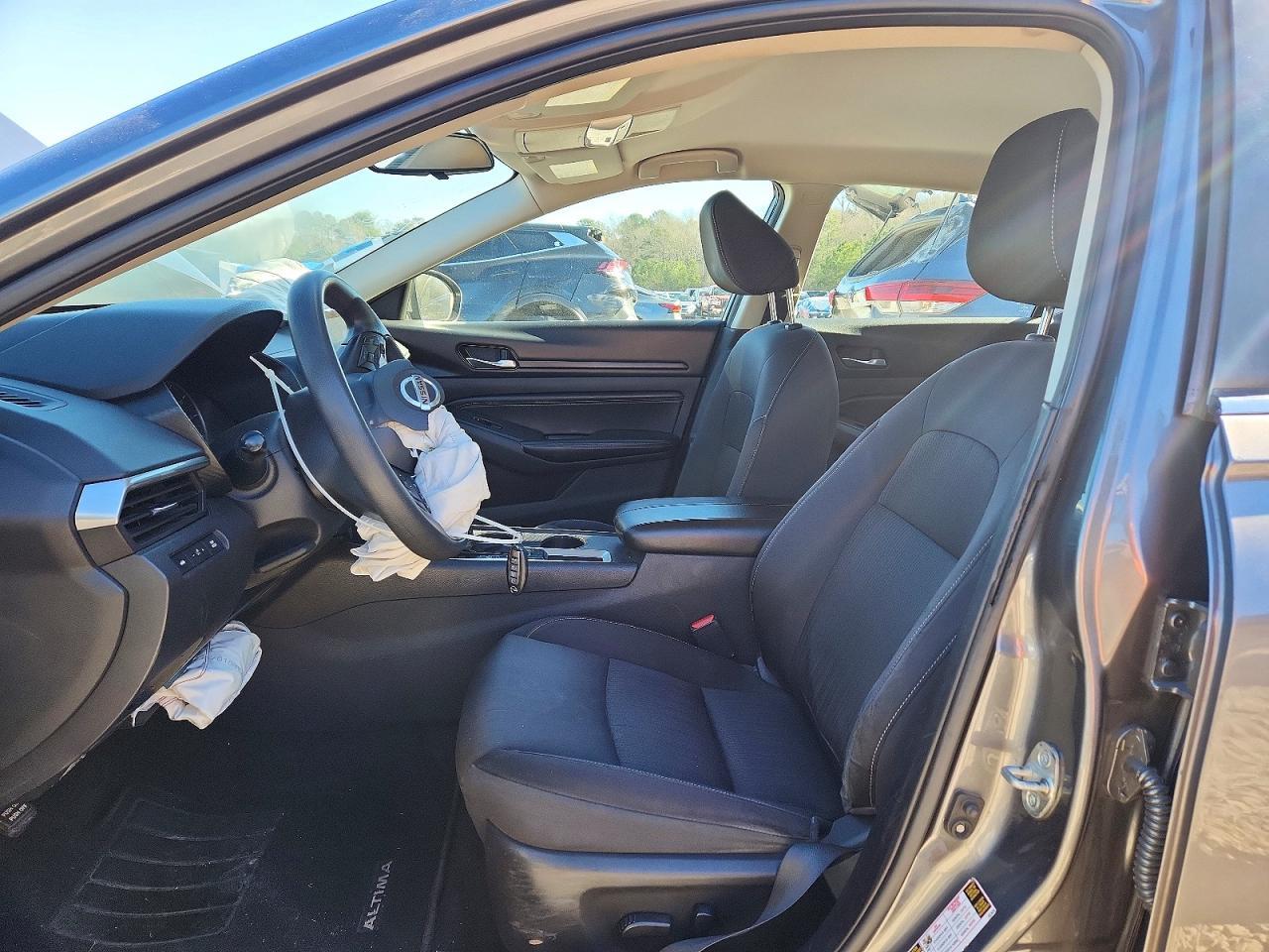 2020 Nissan Altima S - Фото 7
