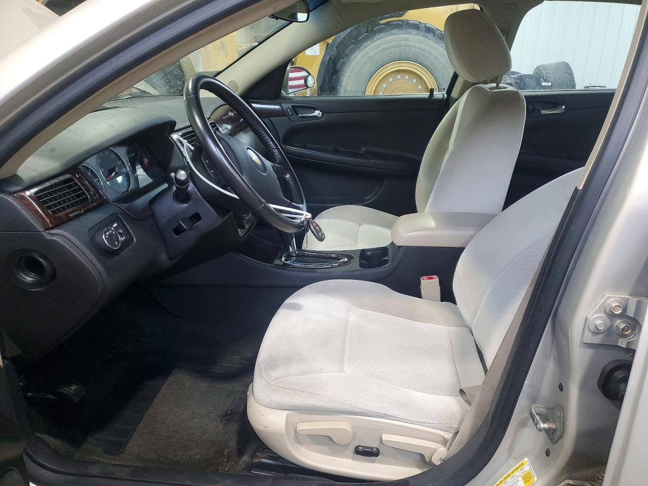 2012 Chevrolet Impala Lt - Image 7