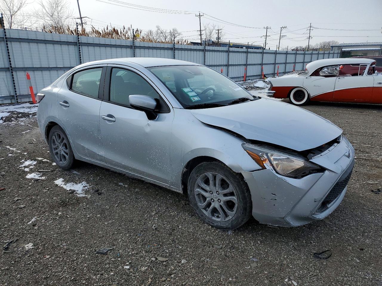 2019 Toyota Yaris - Фото 4