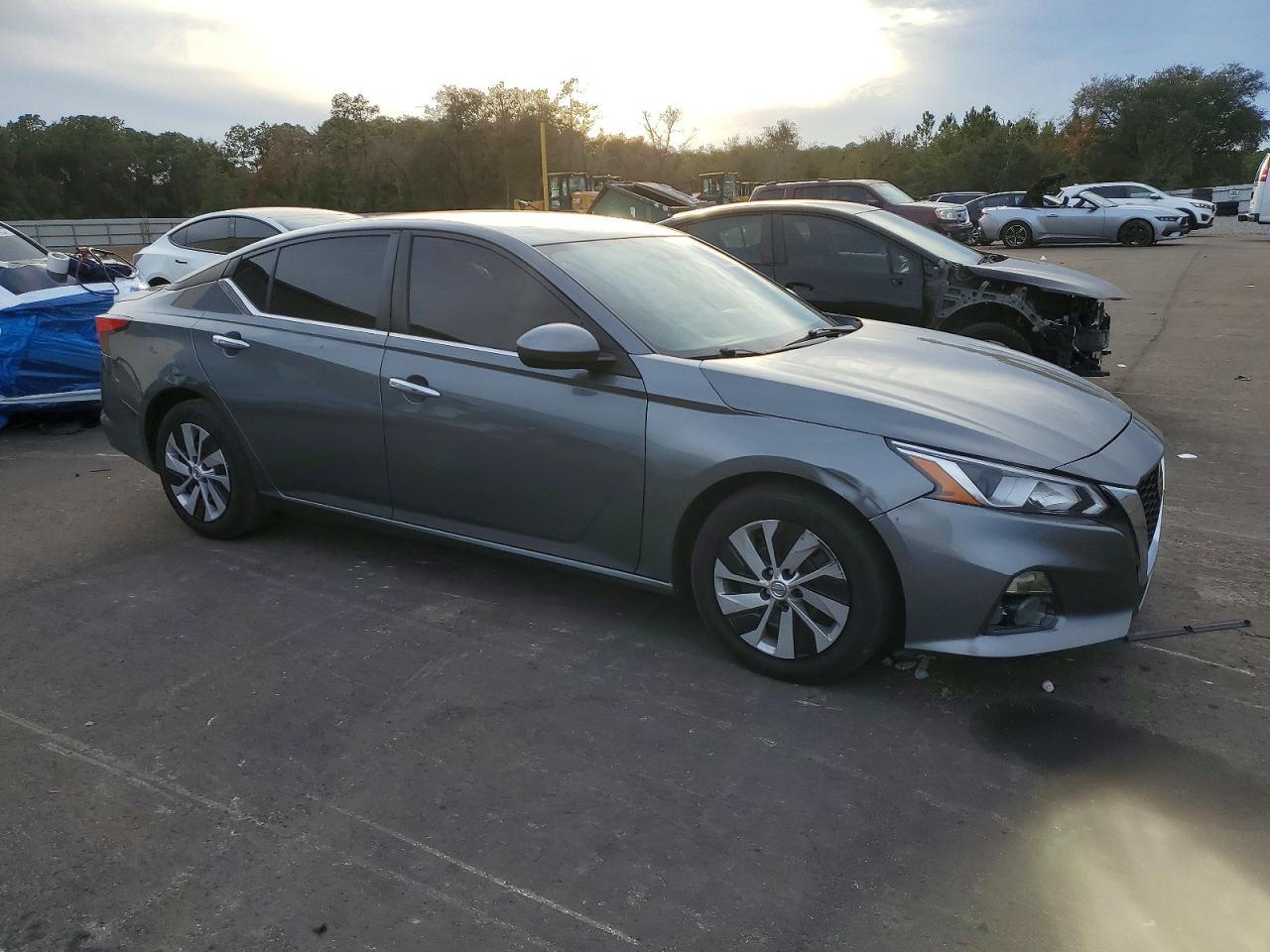 2020 Nissan Altima S - Фото 4