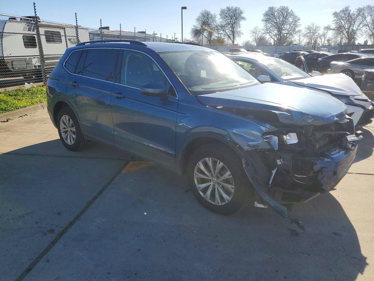 2019 Volkswagen Tiguan Se - Фото 4