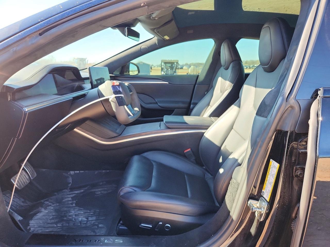 2022 Tesla Model S - Фото 7