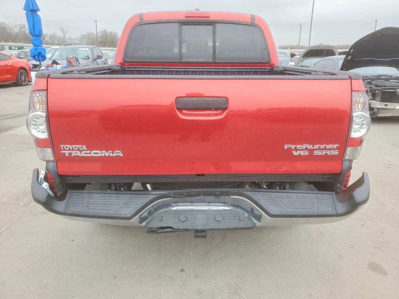 2010 Toyota Tacoma - Image 6