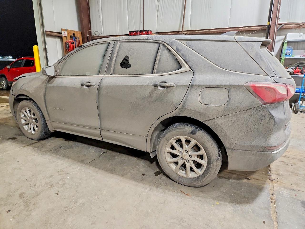 2019 Chevrolet Equinox Lt - Image 2