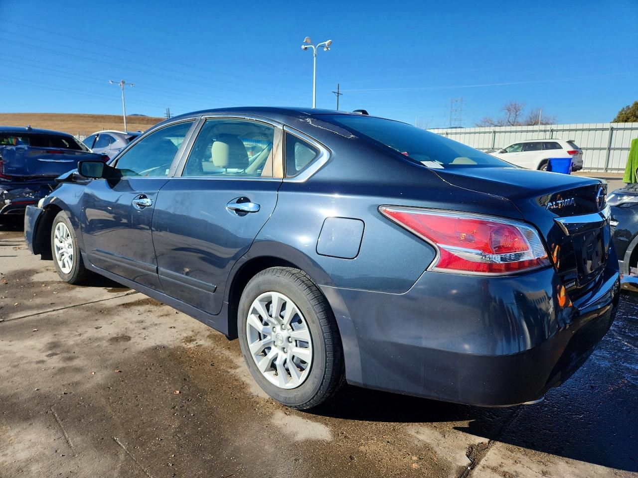 2014 Nissan Altima 2.5 - Фото 2