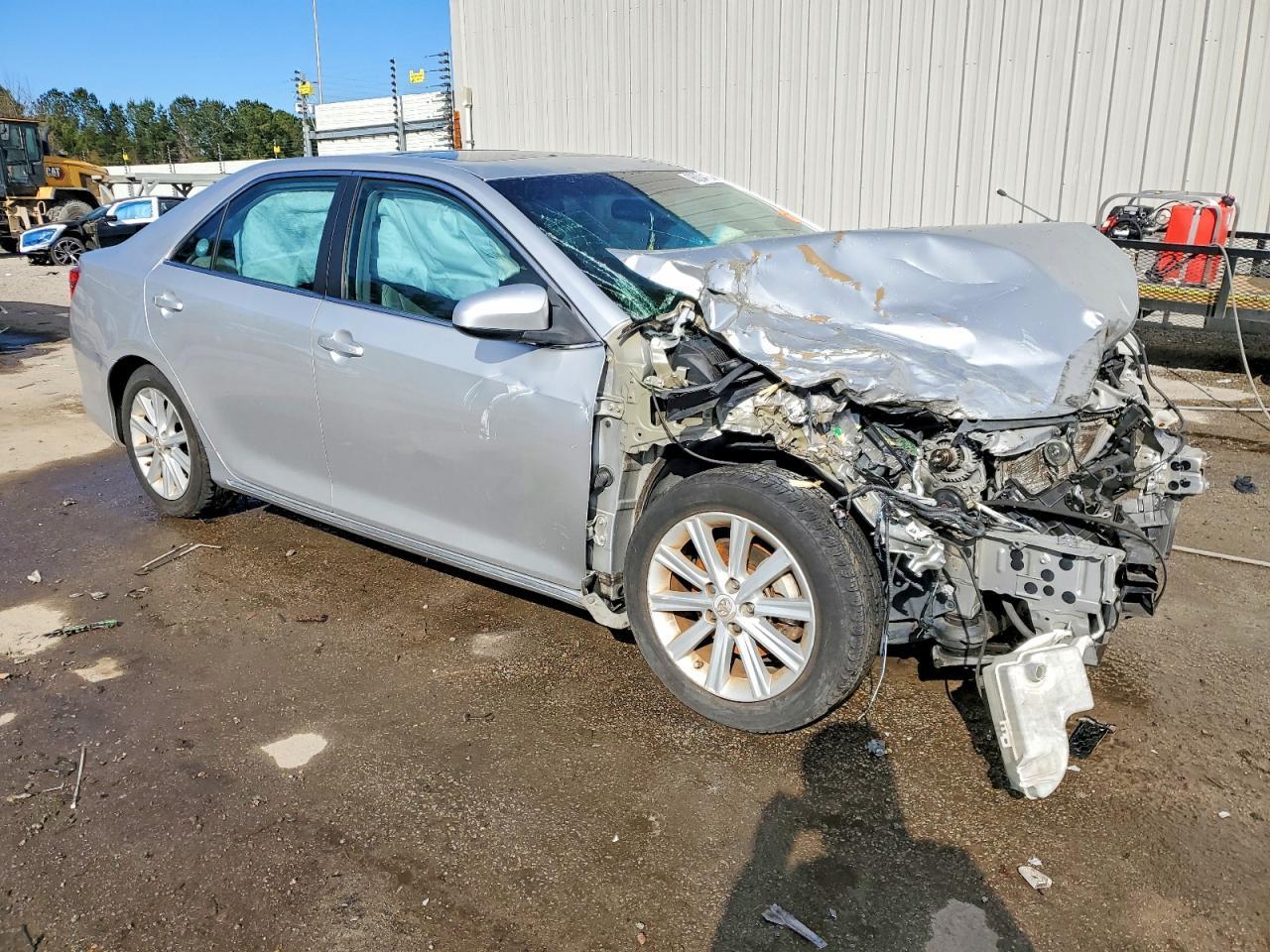 2012 Toyota Camry Xle - Image 4