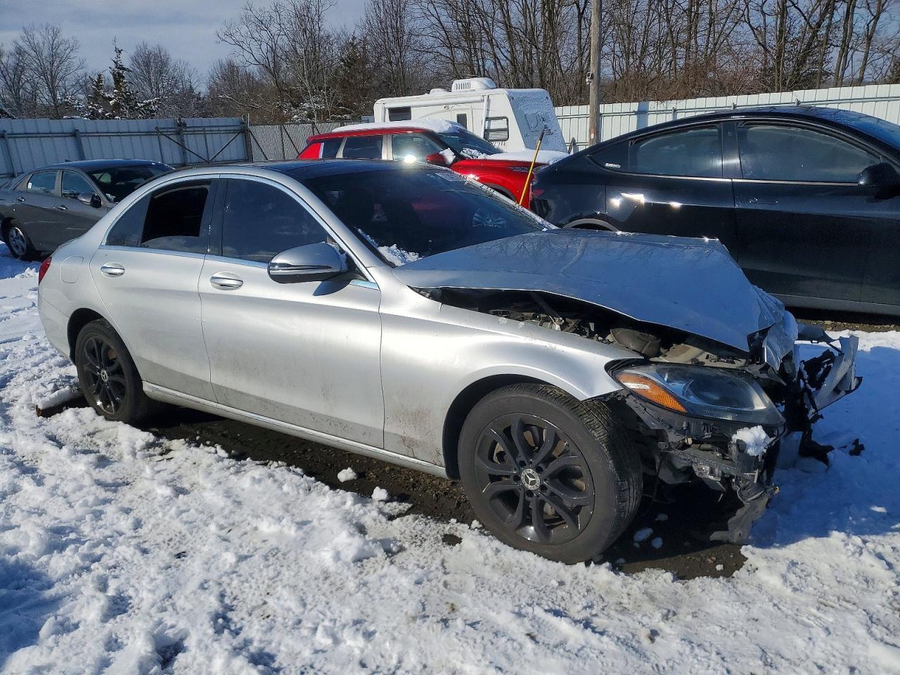 2018 Mercedes-Benz C 300 4Matic - Фото 4