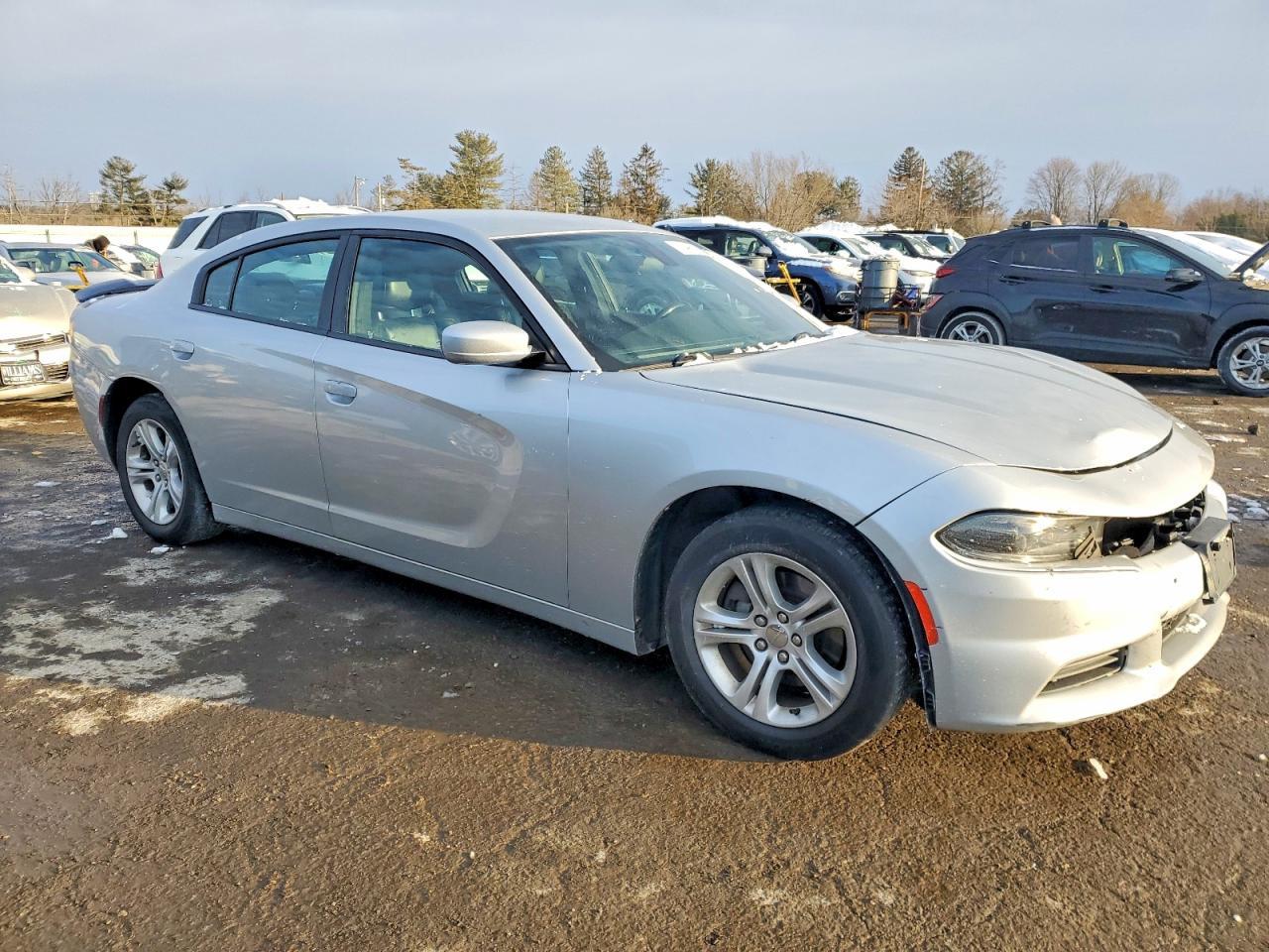 2019 Dodge Charger Sxt - Фото 4