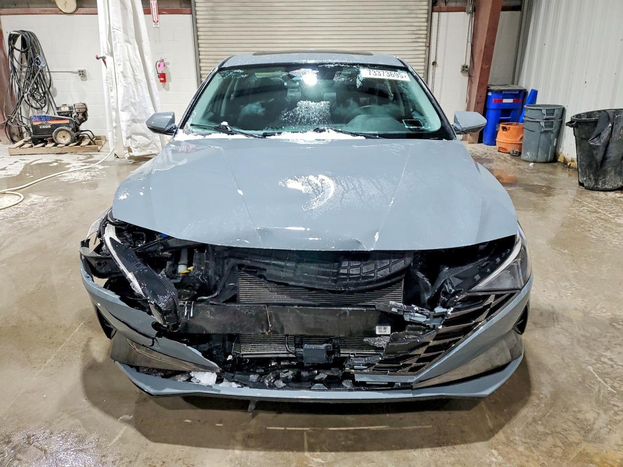 2022 Hyundai Elantra Limited - Фото 5