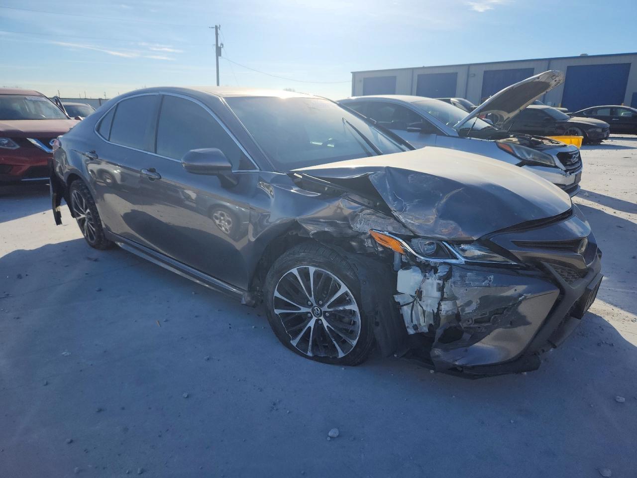 2018 Toyota Camry L - Фото 4