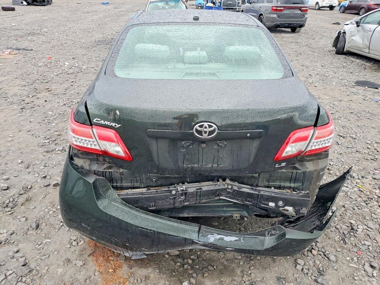 2010 Toyota Camry Base - Фото 6