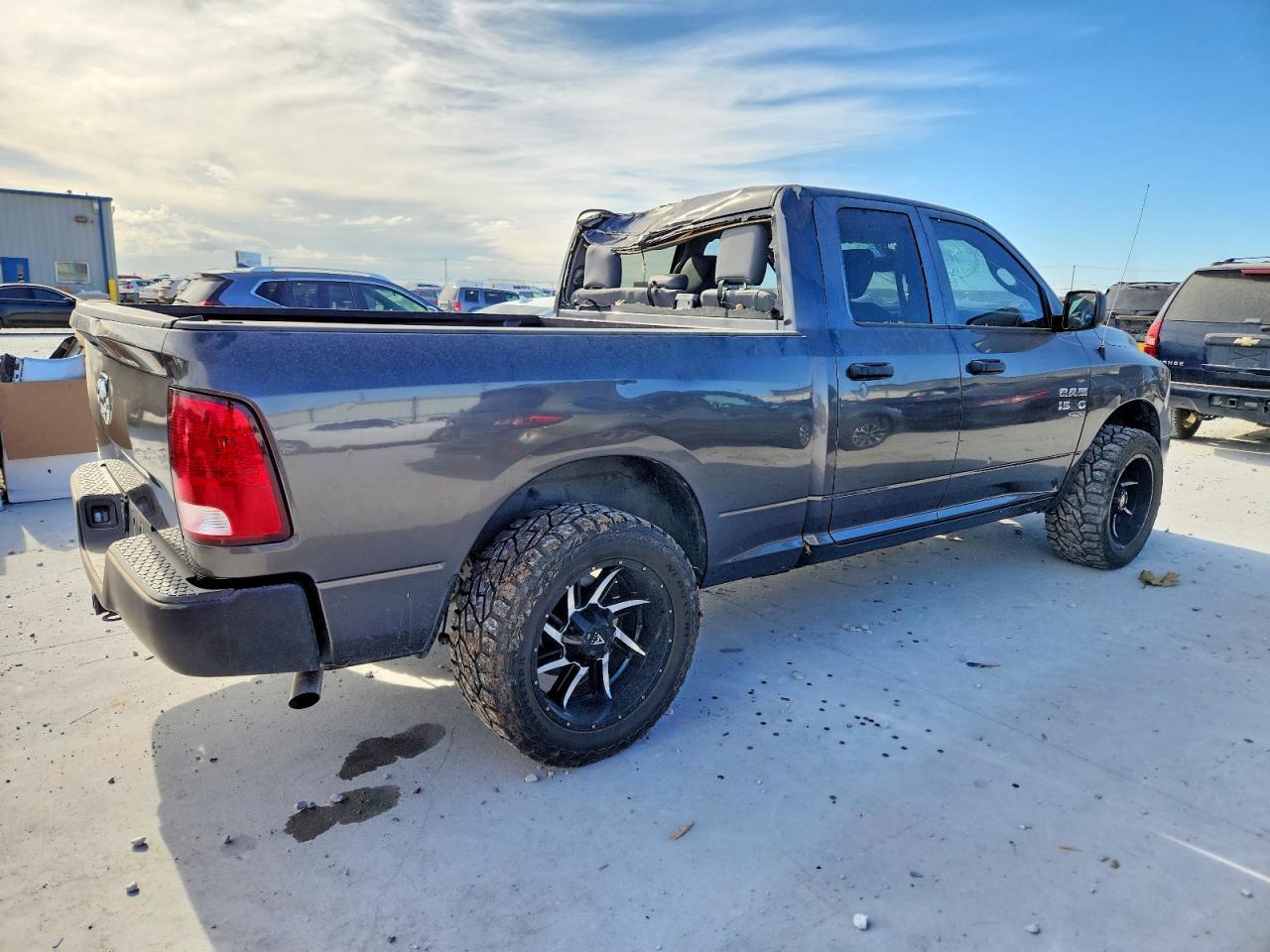 2019 Ram 1500 Classic Tradesman - Image 3
