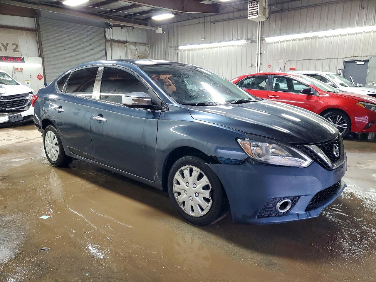 2016 Nissan Sentra S - Фото 4