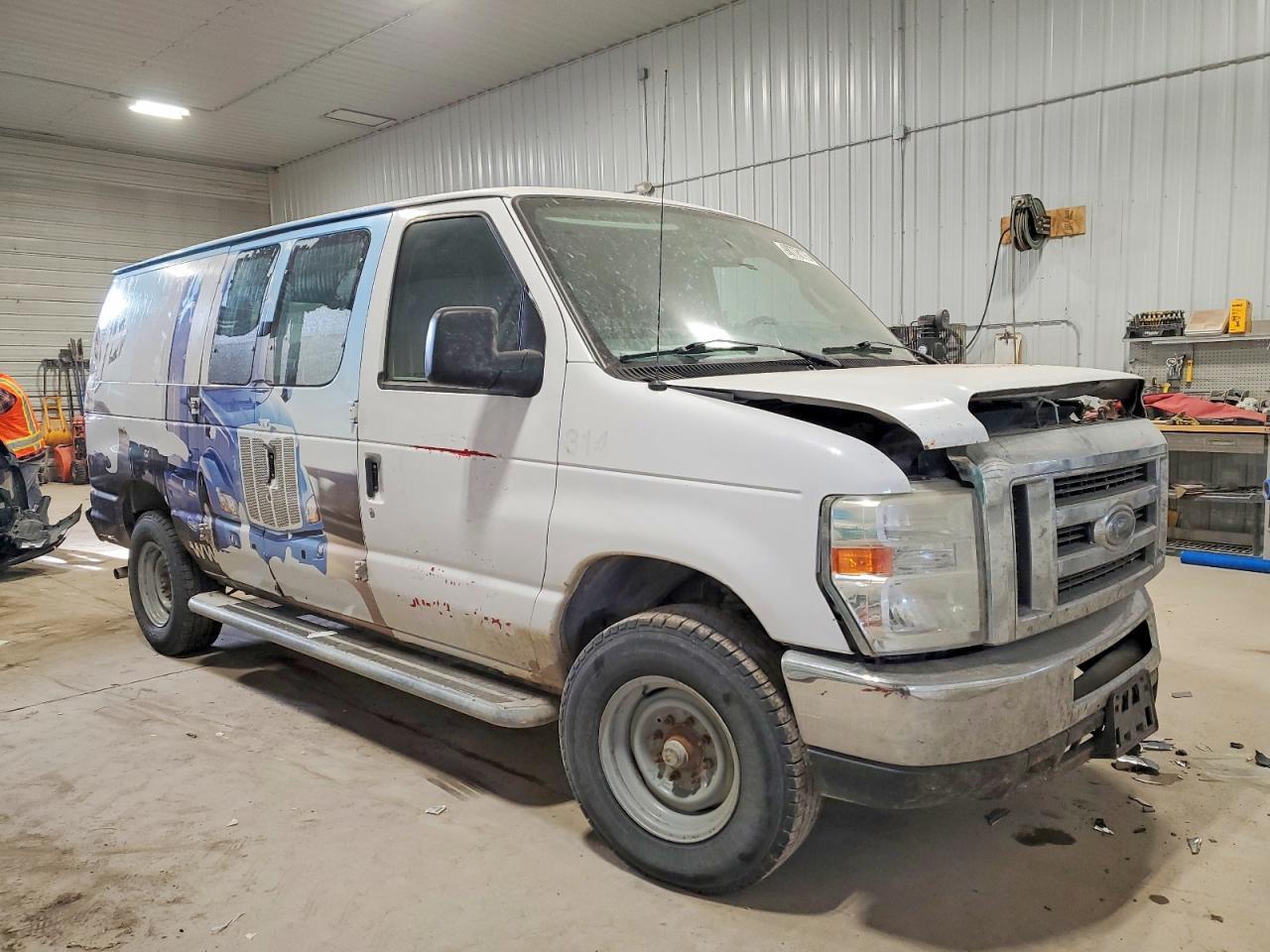 2013 Ford E250 Delivery Van - Image 4