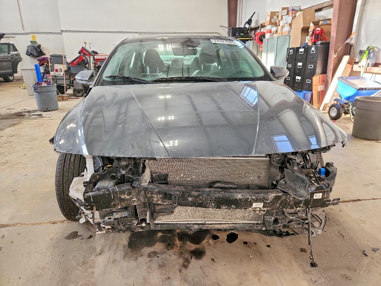 2025 Hyundai Elantra Preferred 4D - Фото 5