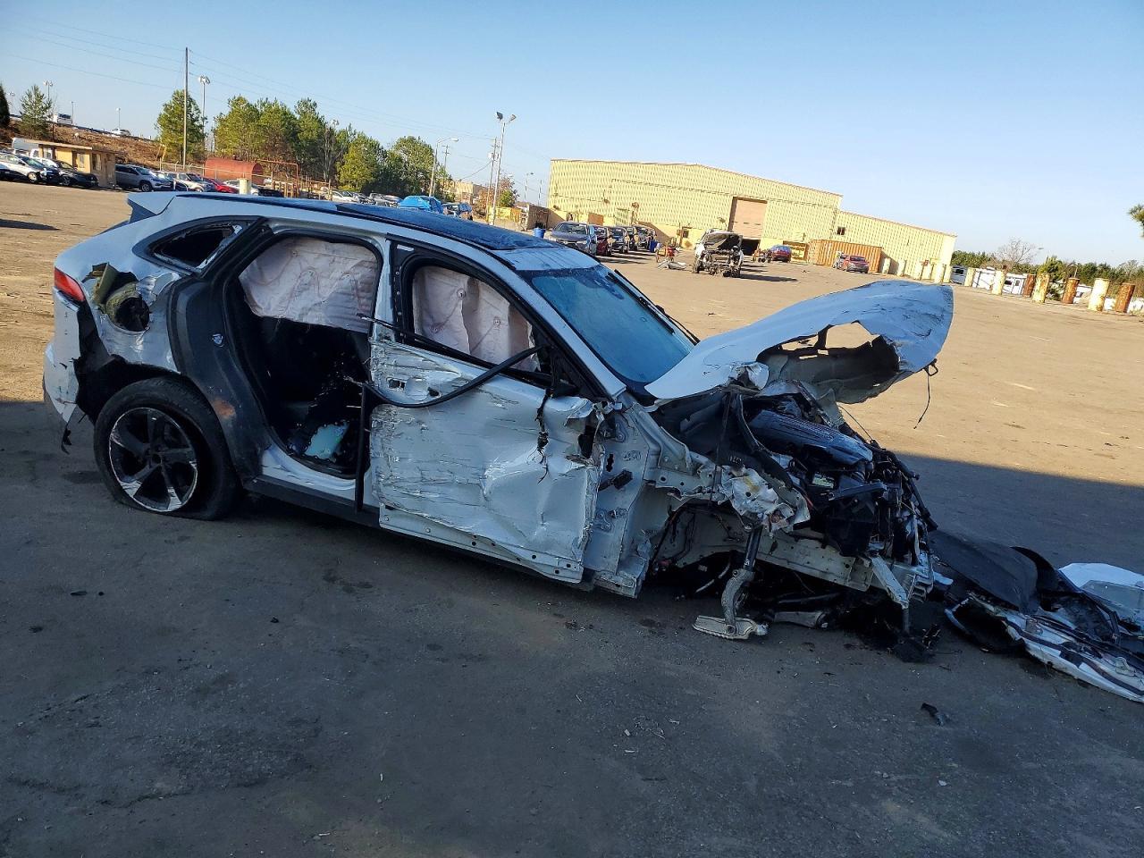 2017 Jaguar F-Pace Premium - Image 4