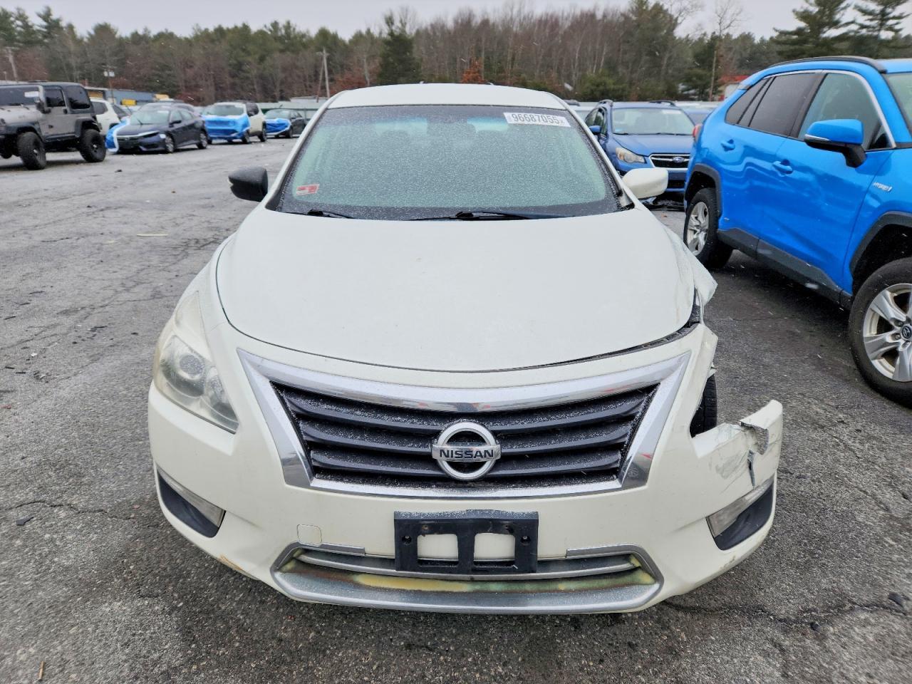 2015 Nissan Altima 2.5 S - Image 5