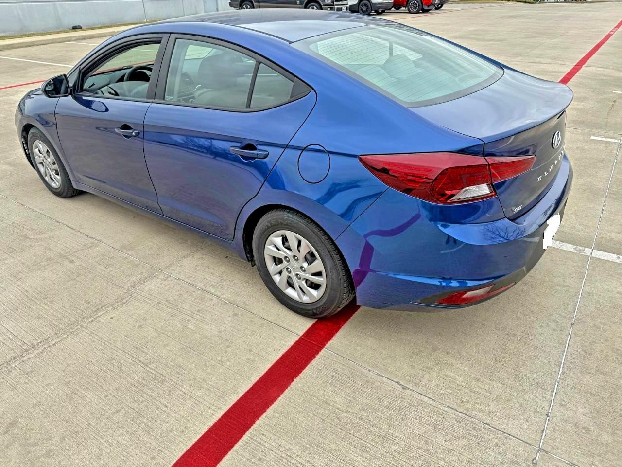 2019 Hyundai Elantra Se - Фото 3