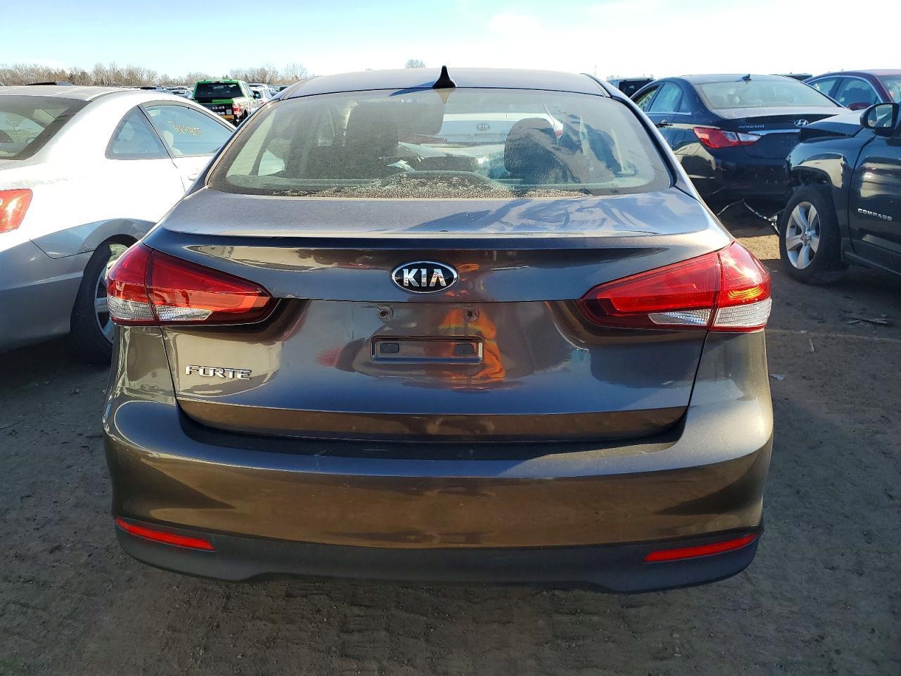 2017 Kia Forte Lx - Фото 6