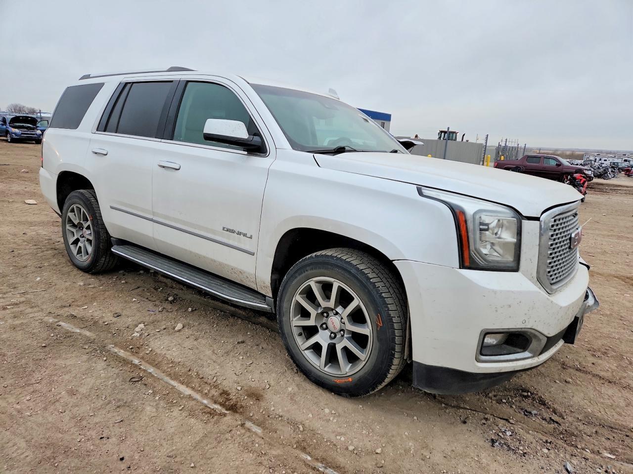 2016 GMC Yukon Denali - Фото 4