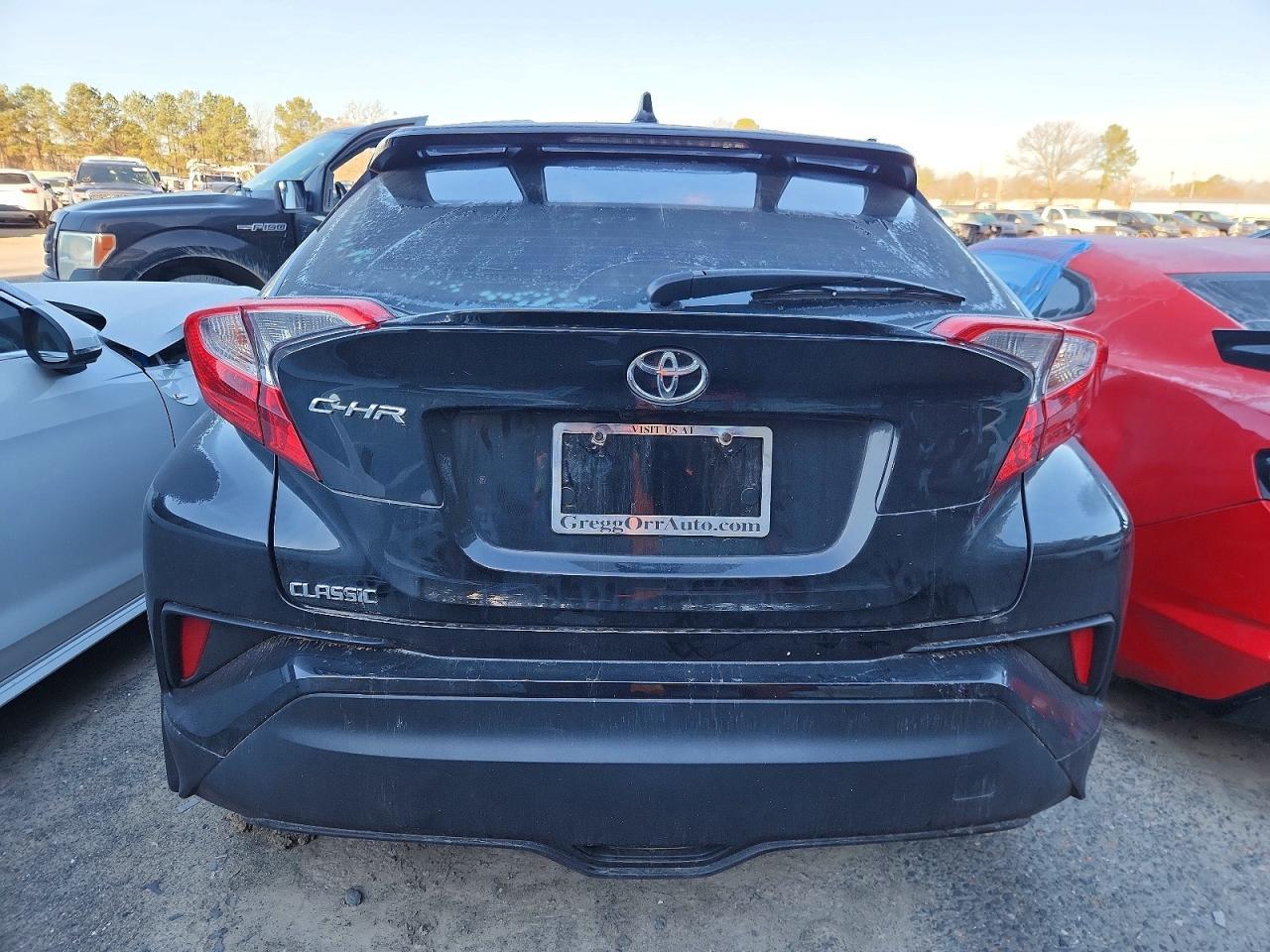 2022 Toyota C-Hr Xle - Фото 6