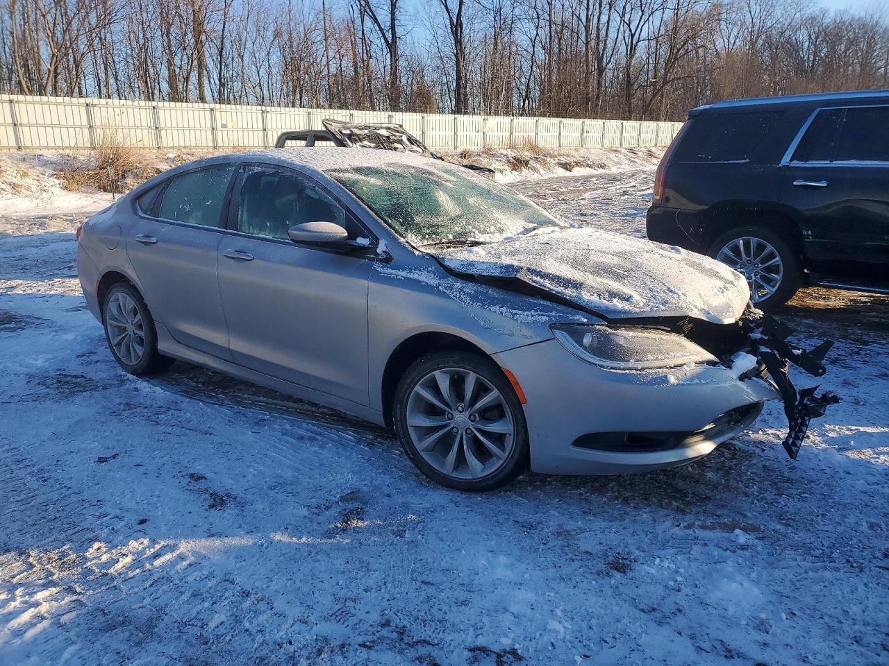 2015 Chrysler 200 S - Фото 4