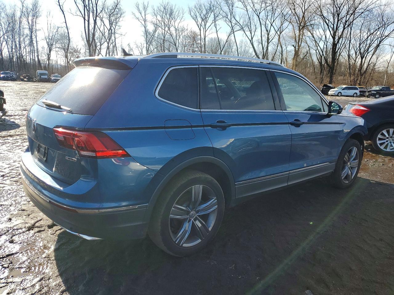 2020 Volkswagen Tiguan Se - Image 3