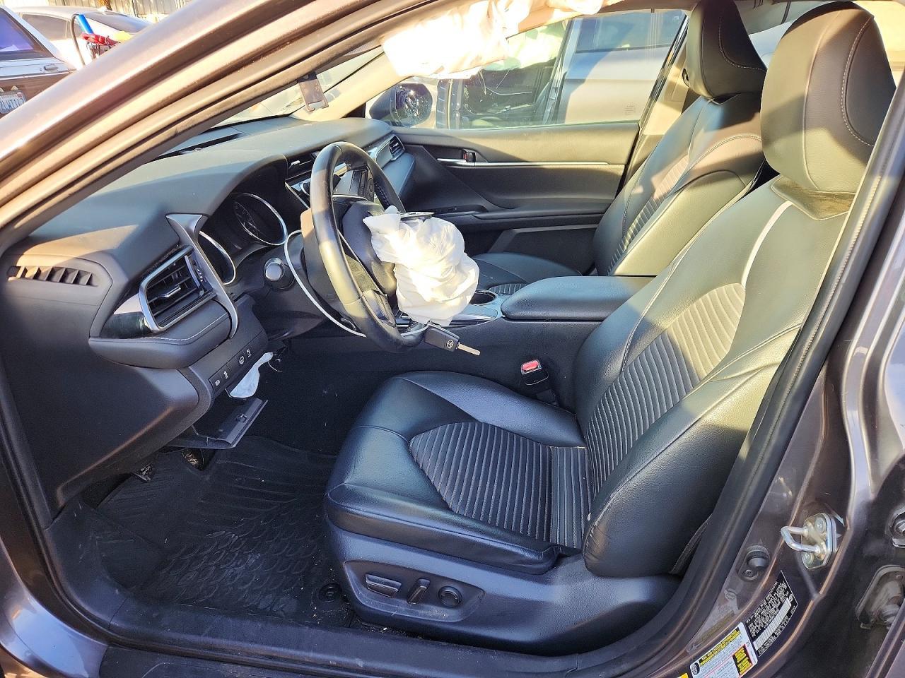 2019 Toyota Camry Se - Фото 7