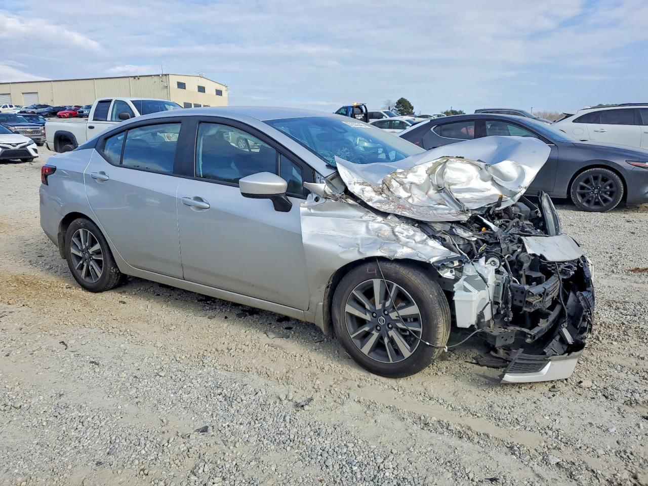 2022 Nissan Versa Sv - Фото 4