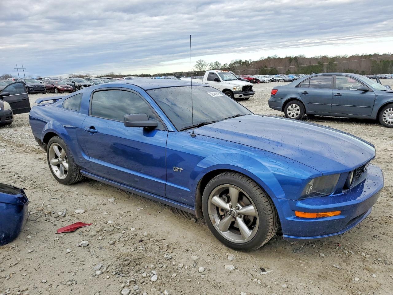 2008 Ford Mustang Gt - Фото 4