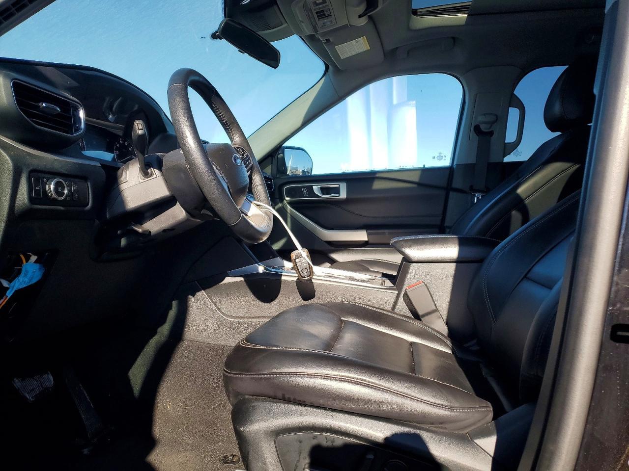 2023 Ford Explorer Xlt - Image 7