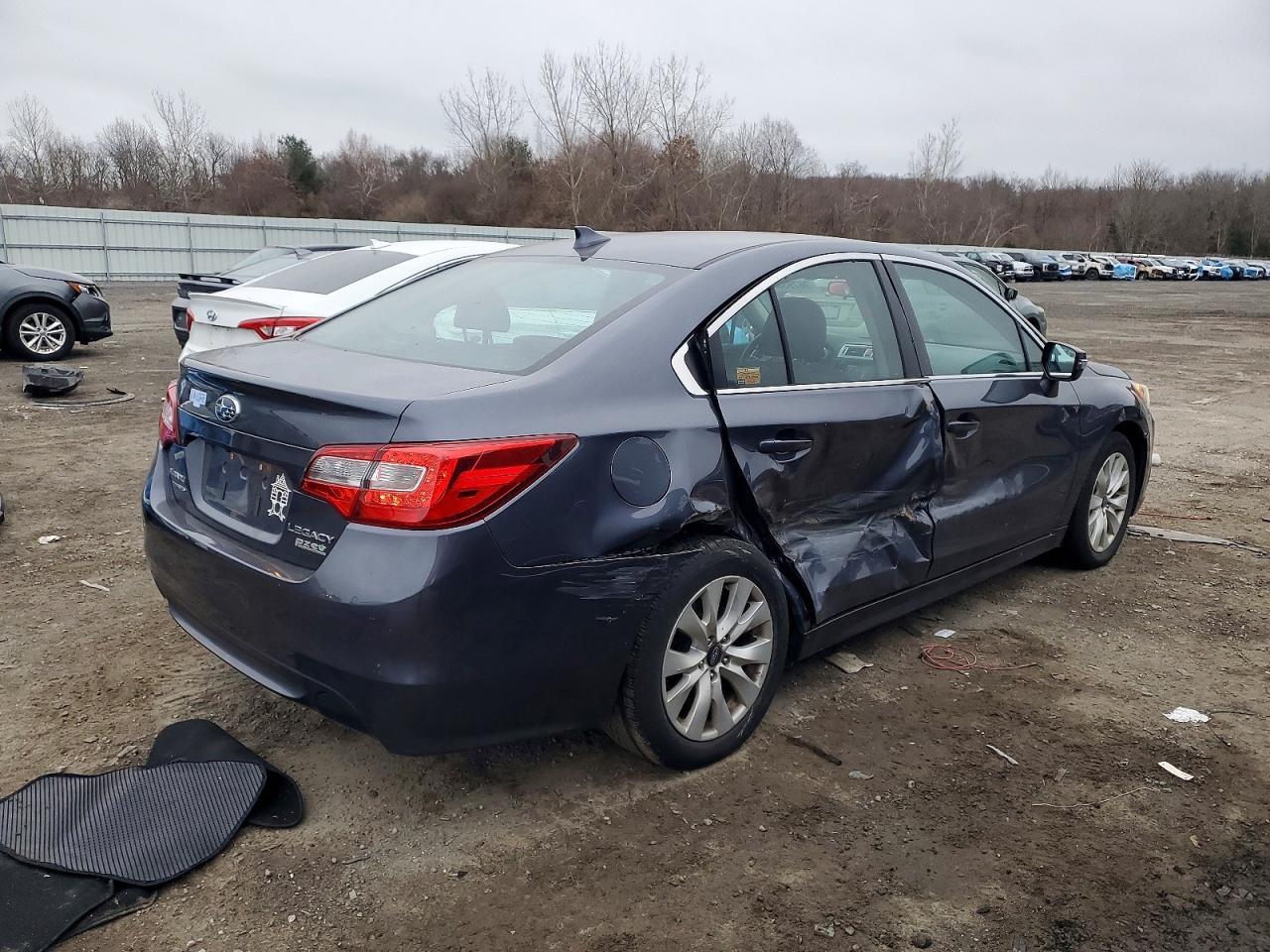 2016 Subaru Legacy 2.5I Premium - Image 3