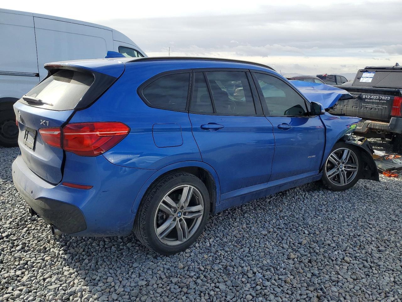 2016 BMW X1 xDrive28I - Фото 3