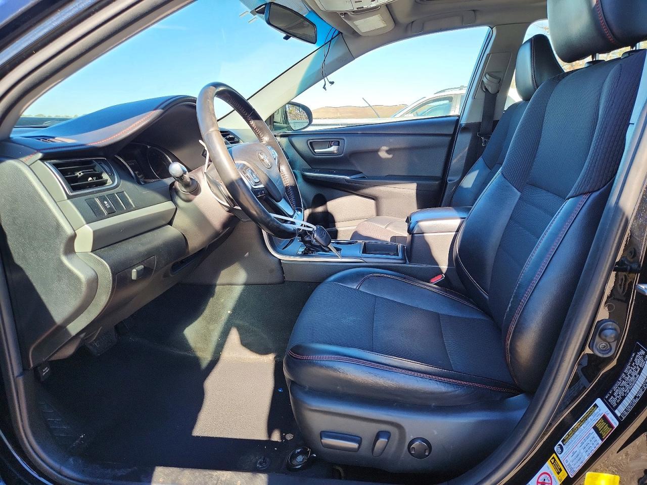 2016 Toyota Camry Le - Image 7